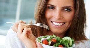 Woman-food-nutrition
