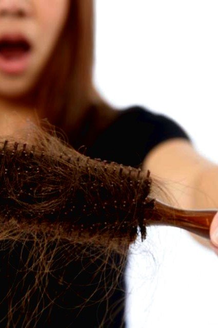 Saçların Elektriklenmesini Önlemek Için Öneriler